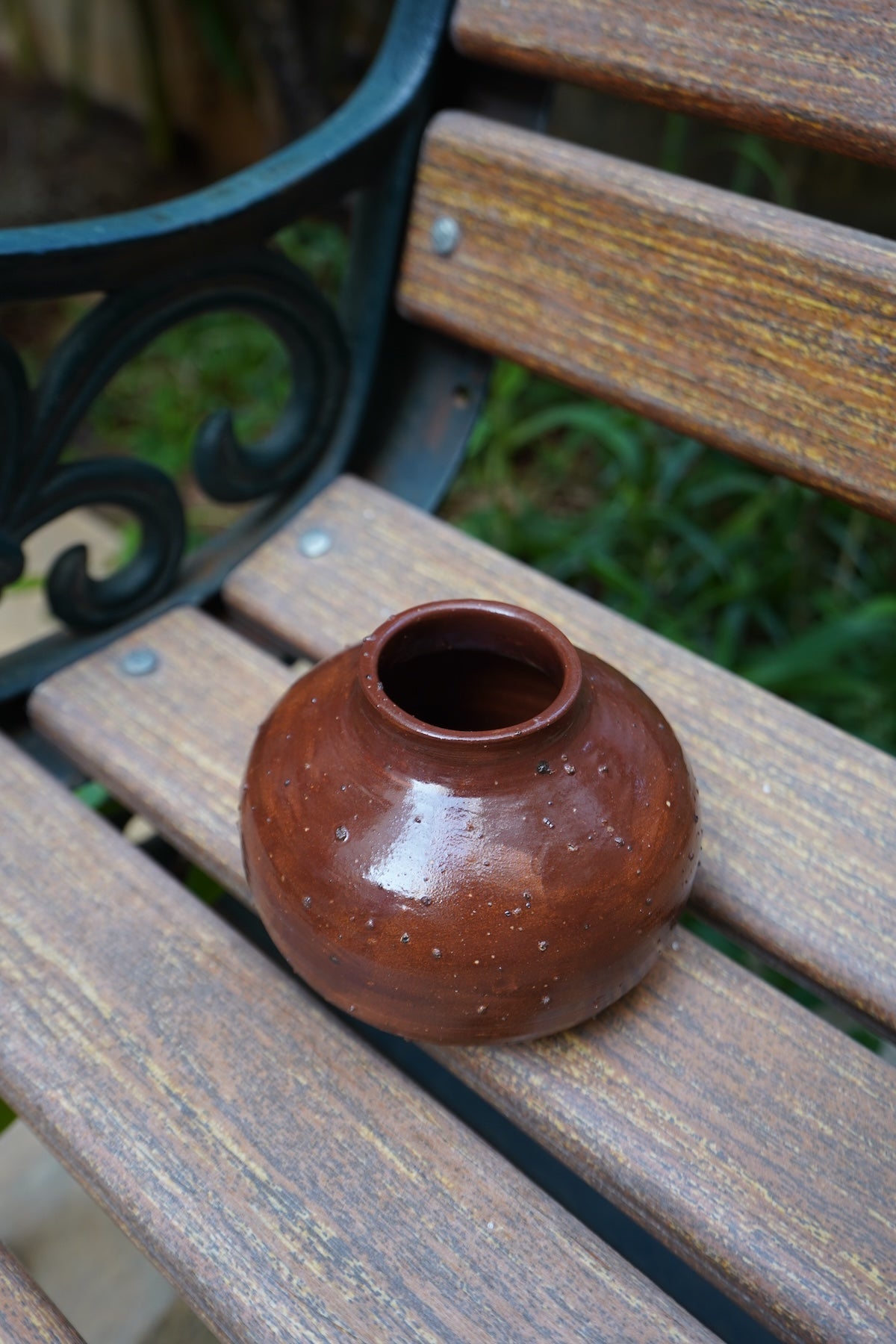 Choco Ball — Earth Grain Vase